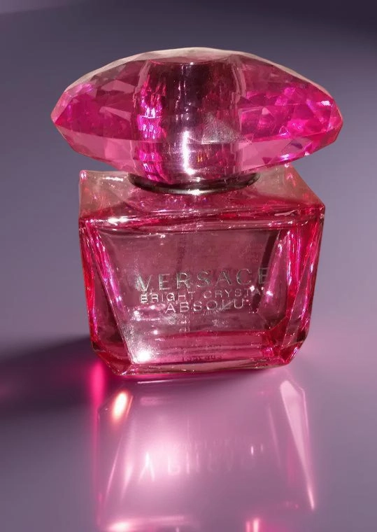 Versace Bright Crystal Absolu Eau de Parfum frasco